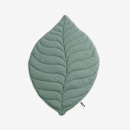 Dog Blanket Leaf-Shaped Cozy Pet Blanket for Couch and Bed 9