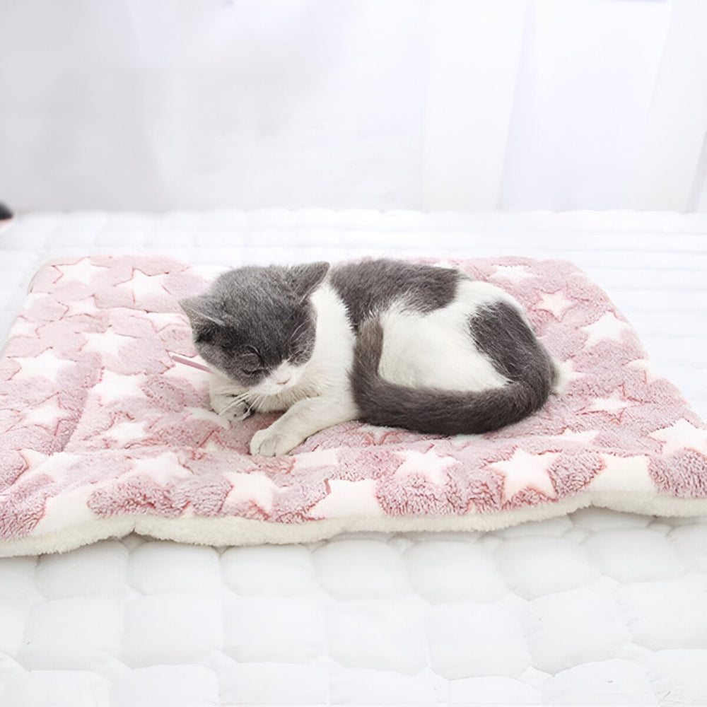 Pet Blanket Soft Plush Fleece Throw for Cozy Sleep and Furniture Care